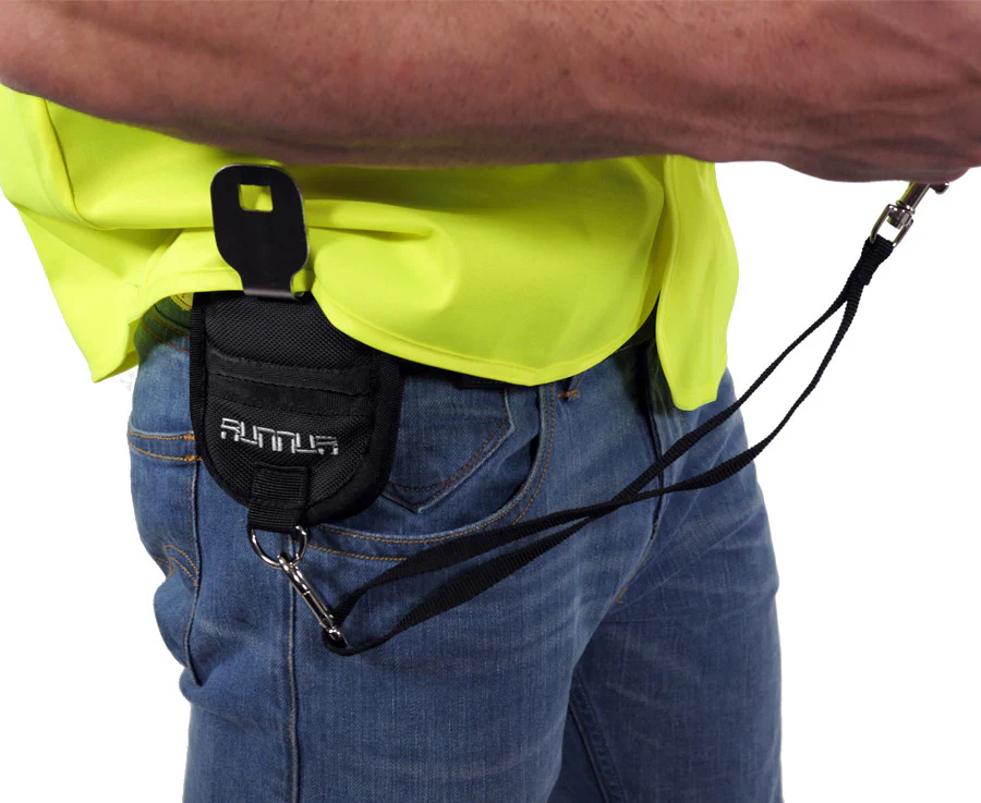 RUNNUR Universal Tablet Belt Clip - Image 4