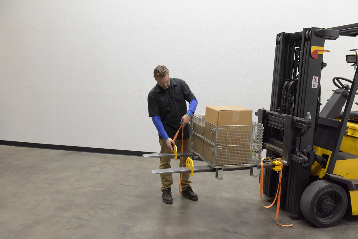 Vestil Manufacturing Corp Forklift Tie-Down Clamps - Image 4
