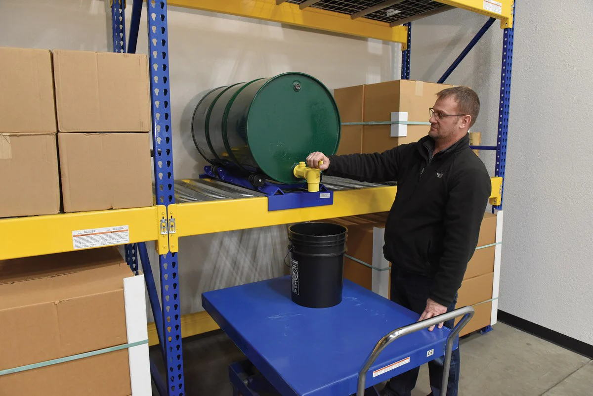 Vestil Manufacturing Corp Pallet Rack Drum Cradles - Image 4